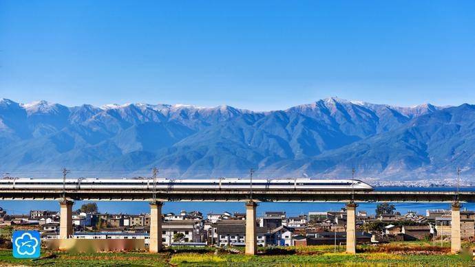 探寻自然美景之旅，川黔铁路新篇章启幕十一月心灵宁静之旅