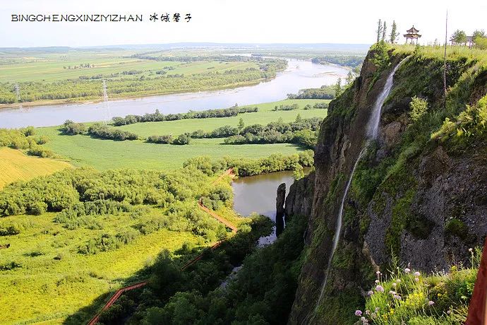 历史上的11月17日，自然美景文献免费下载之旅，探寻内心平和的文献之旅